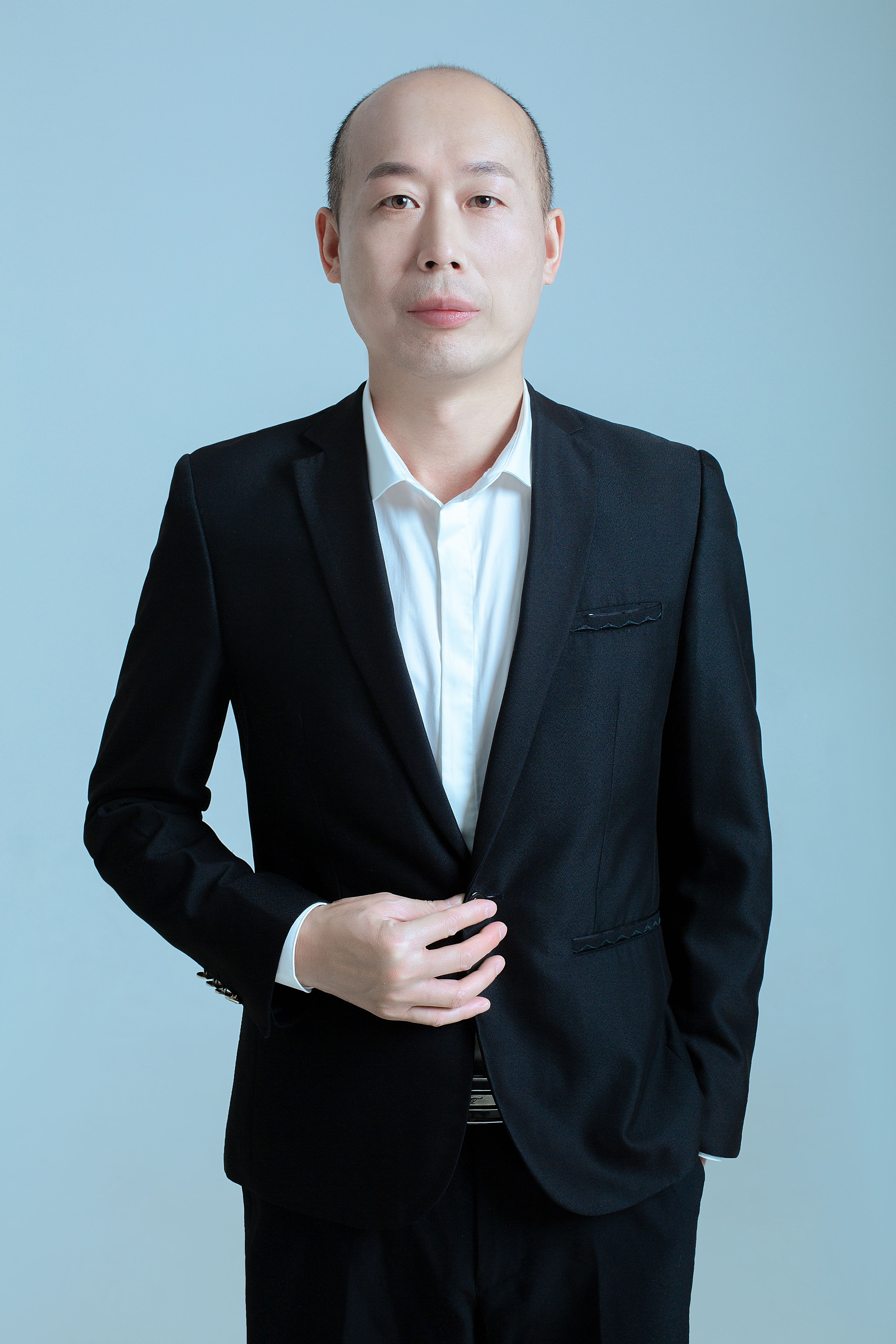 谢平