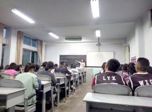 标题图片显示区