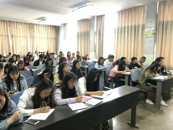 标题图片显示区