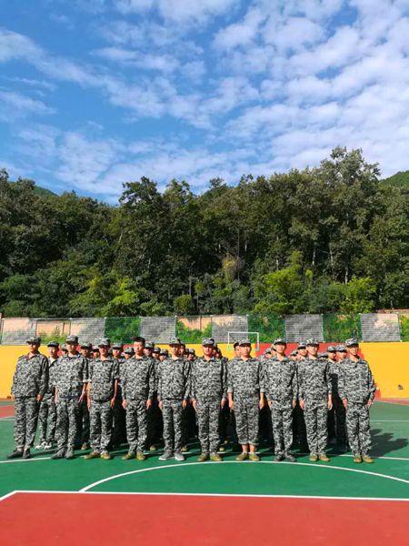 标题图片显示区