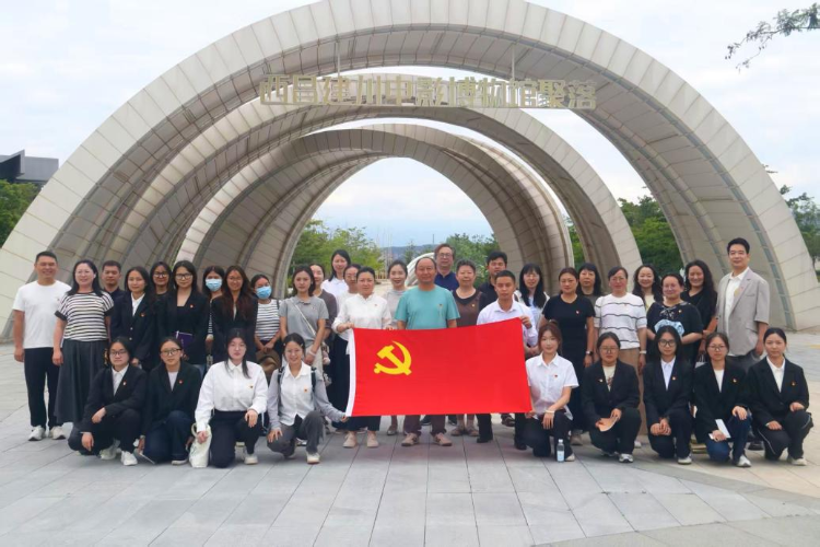 图片1 图片1
