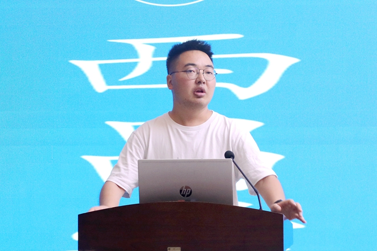 高翔灵 高翔灵