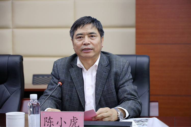 陈小虎 (3)