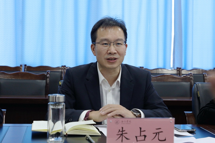 朱占元