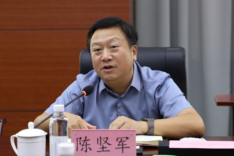 陈坚军_副本 陈坚军_副本