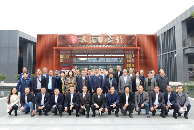 图片4 图片4