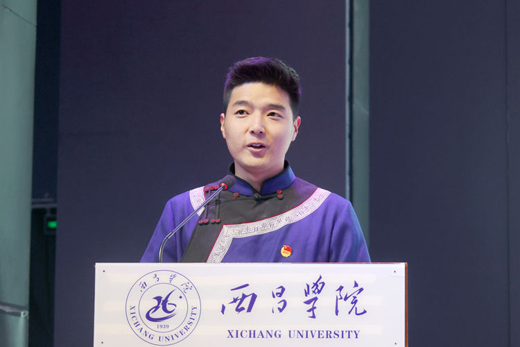 学生代表发言 (2) 学生代表发言 (2)
