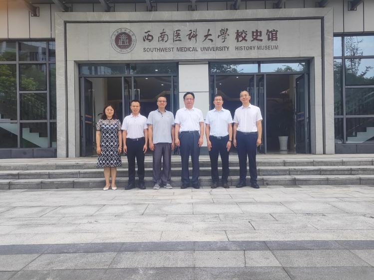 图片2 图片2