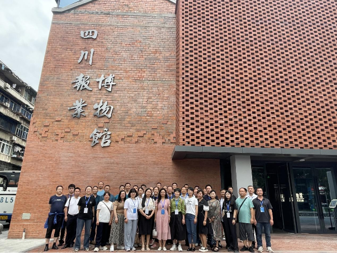 图片12 图片12