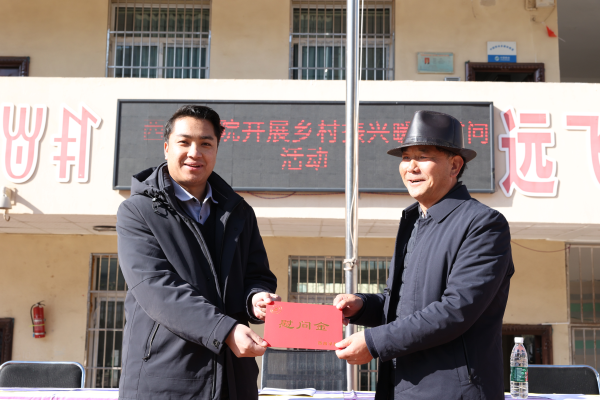图片12 图片12