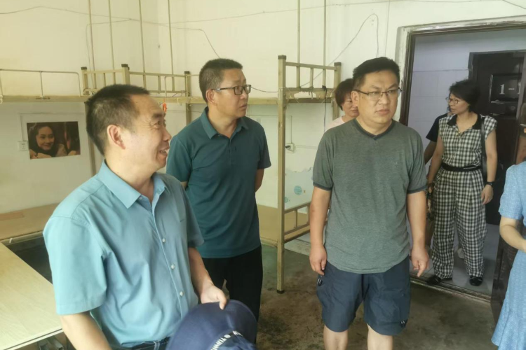 图片8 图片8