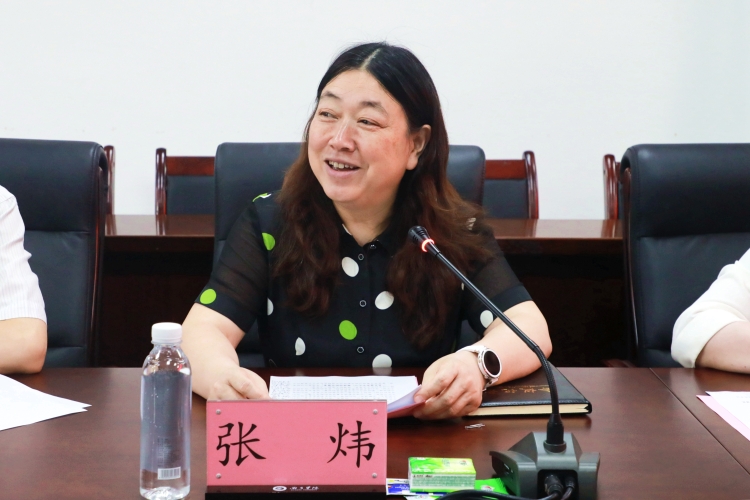 张炜 (2) 张炜 (2)
