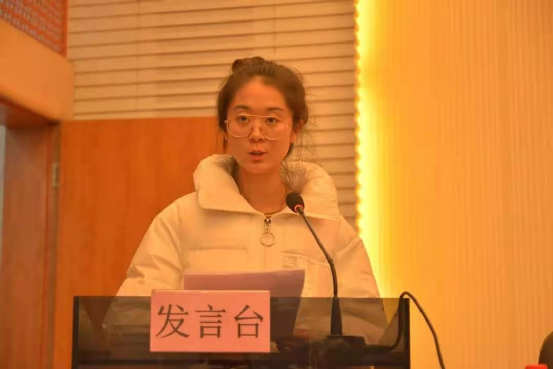 曹宇老师致闭幕词